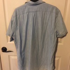 Men’s Old Navy short sleeve
